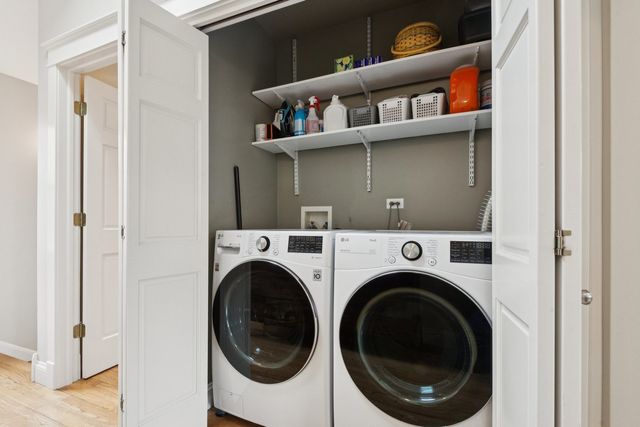 2434 Sherman Avenue, Evanston, IL 60201