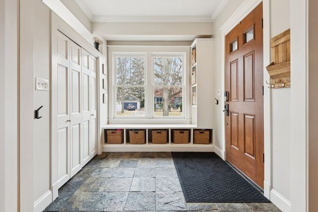 2434 Sherman Avenue, Evanston, IL 60201