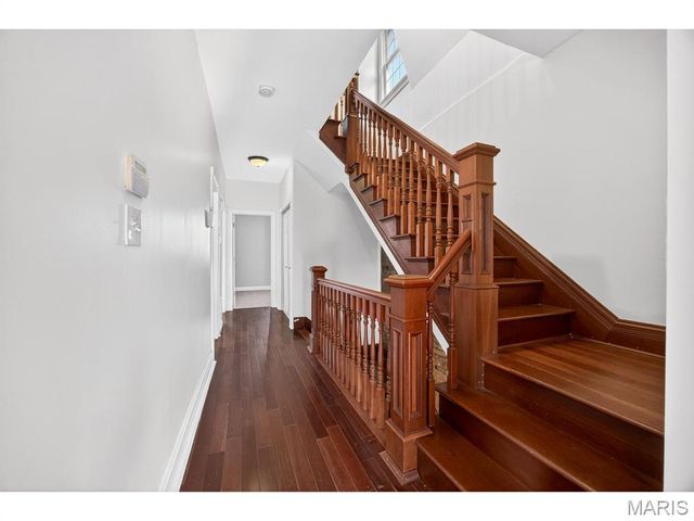 4257 Maryland Avenue, St Louis, MO 63108