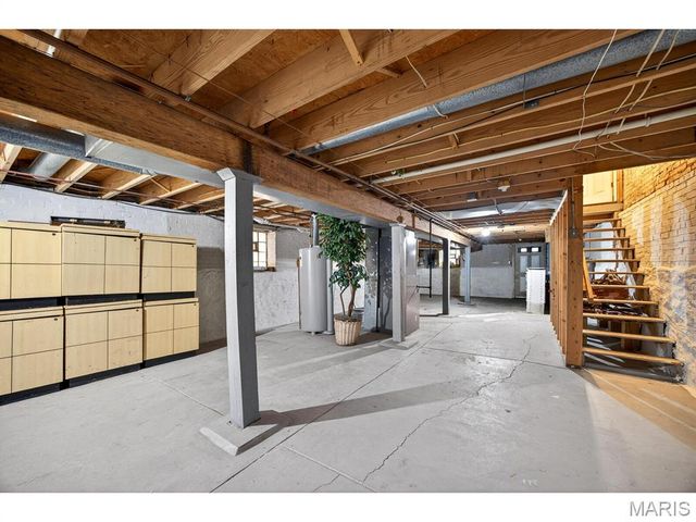 4257 Maryland Avenue, St Louis, MO 63108