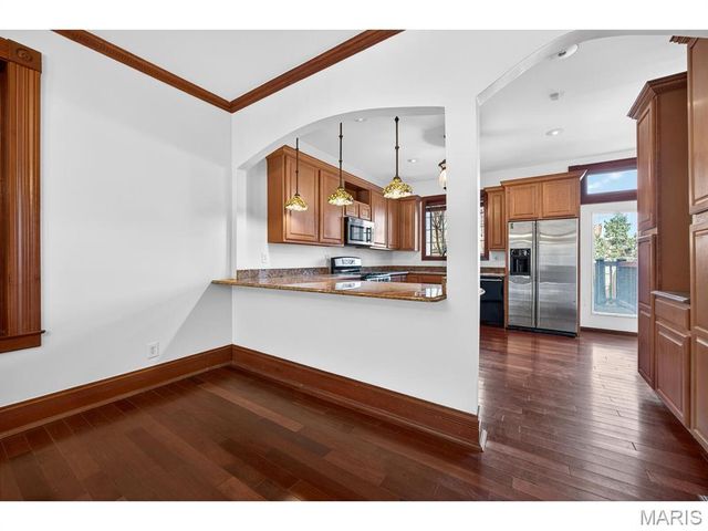 4257 Maryland Avenue, St Louis, MO 63108