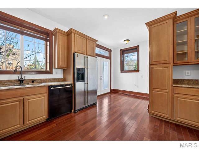 4257 Maryland Avenue, St Louis, MO 63108