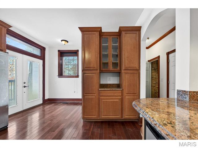 4257 Maryland Avenue, St Louis, MO 63108