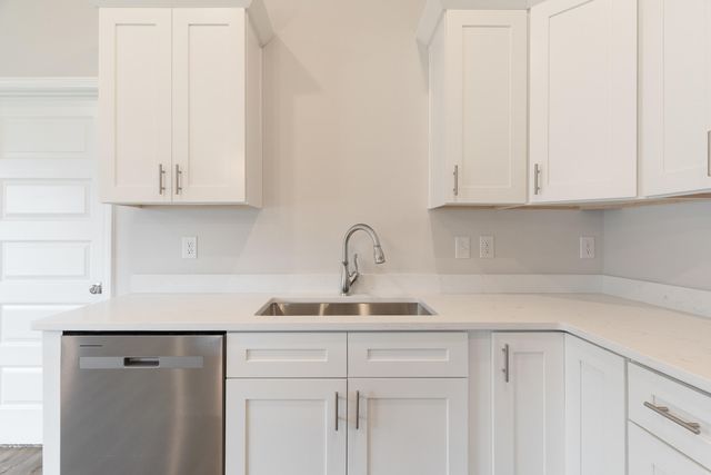 2833 Blackbird Court, Crestview, FL 32539