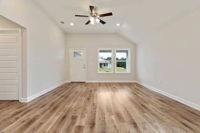 2833 Blackbird Court, Crestview, FL 32539