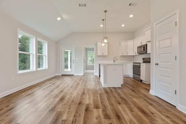 2833 Blackbird Court, Crestview, FL 32539