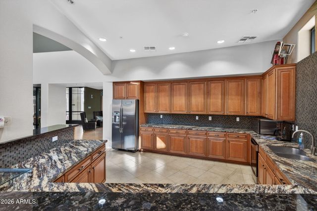 7601 E INDIAN BEND Road 2055, Scottsdale, AZ 85250