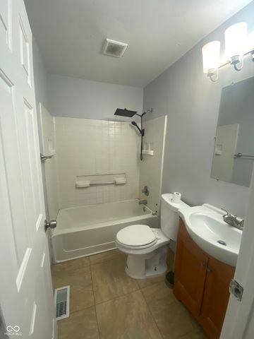 841 S Addison Street, Indianapolis, IN 46221