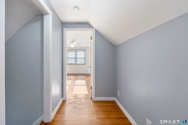 39 Whiteside Street, Newington, CT 06111
