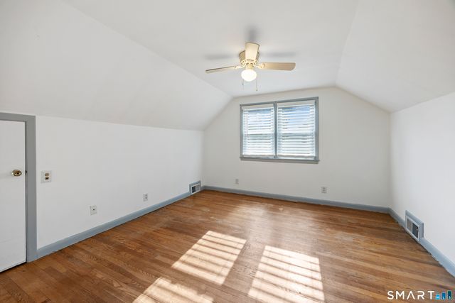 39 Whiteside Street, Newington, CT 06111