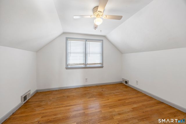 39 Whiteside Street, Newington, CT 06111