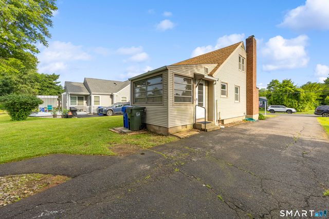 39 Whiteside Street, Newington, CT 06111