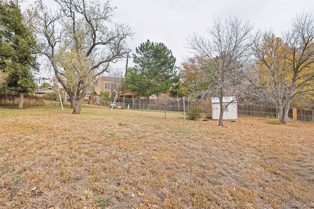 609 Crestridge Avenue, Colorado Springs, CO 80906