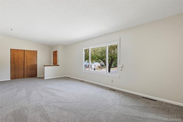 609 Crestridge Avenue, Colorado Springs, CO 80906