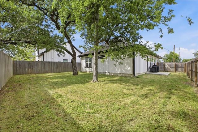 4228 Old Hearne Road, Bryan, TX 77803