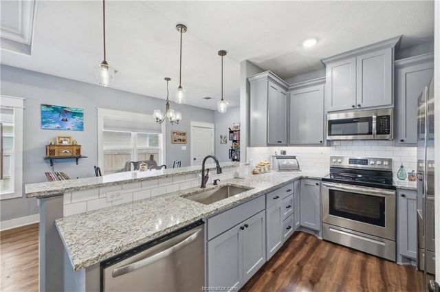 4228 Old Hearne Road, Bryan, TX 77803