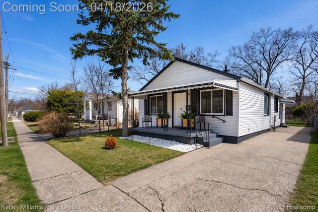 21414 Westview Avenue, Royal Oak Charter Township, MI 48220