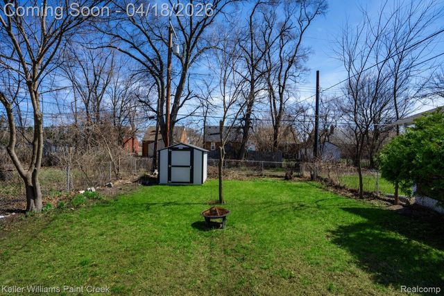 21414 Westview Avenue, Royal Oak Charter Township, MI 48220