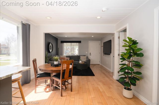 21414 Westview Avenue, Royal Oak Charter Township, MI 48220