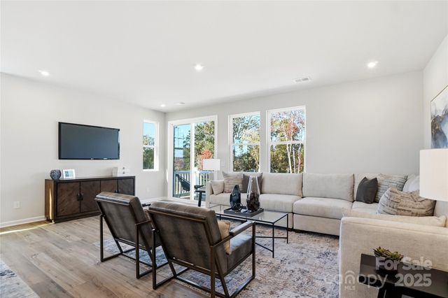 2608 Selbourne Drive, Gastonia, NC 28052