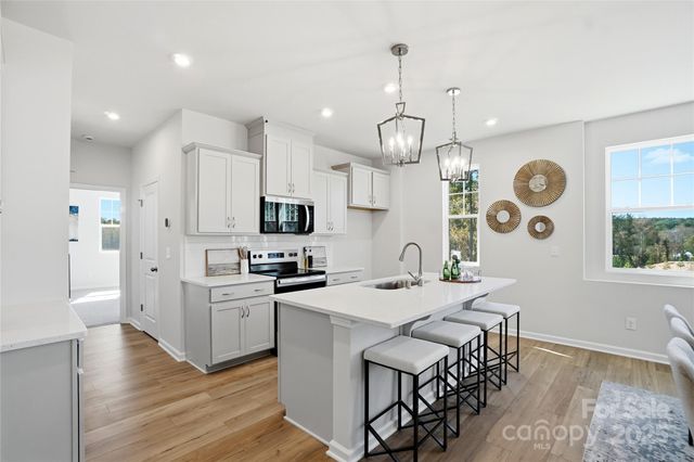 2608 Selbourne Drive, Gastonia, NC 28052