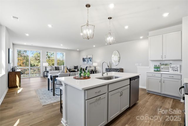 2608 Selbourne Drive, Gastonia, NC 28052