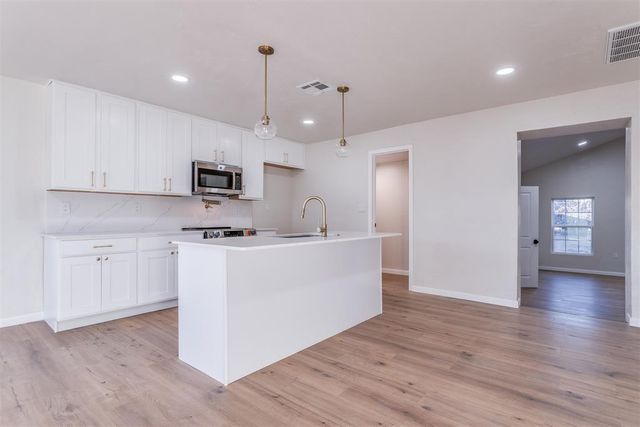 2037 NW 31st Terrace, Oklahoma City, OK 73118