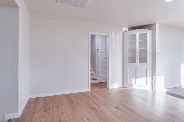 2037 NW 31st Terrace, Oklahoma City, OK 73118