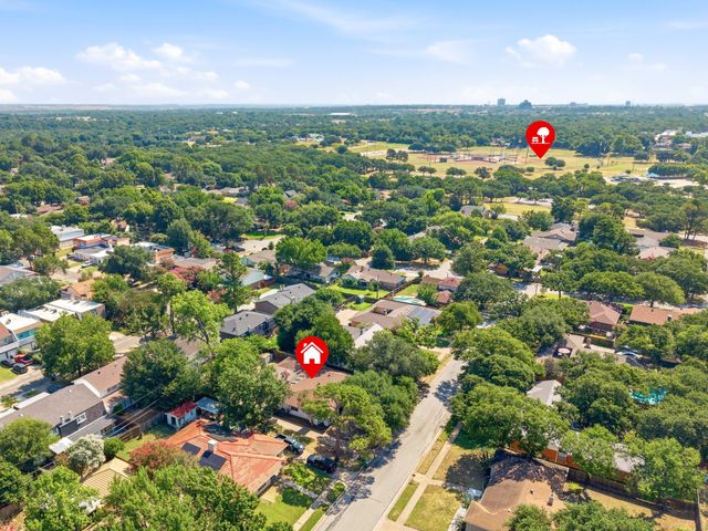 2105 Inverness Drive, Arlington, TX 76012