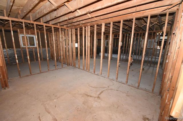 130 Reid Street, Grand Blanc, MI 48439