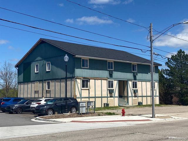 130 Reid Street, Grand Blanc, MI 48439