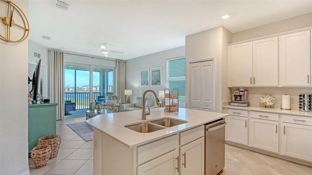 12180 WELLEN GOLF STREET 308, Venice, FL 34293