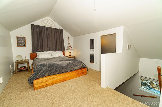 707 Plymouth Road, Wakefield, MI 49968