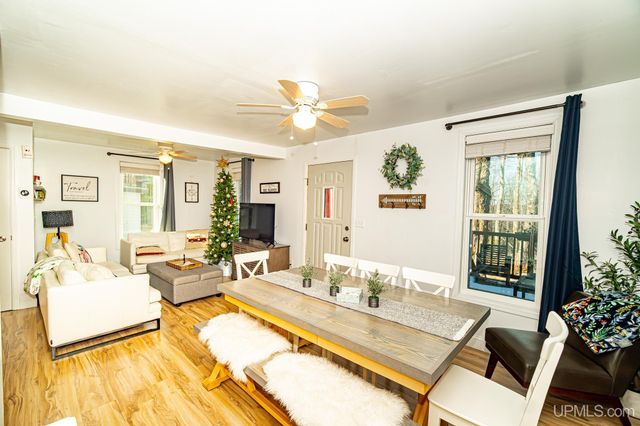 707 Plymouth Road, Wakefield, MI 49968