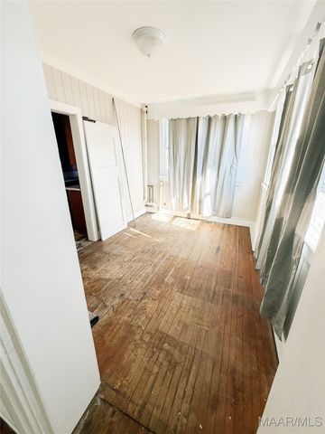 704 Mabry Street, Selma, AL 36701