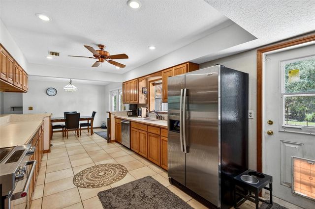5390 EAST AVENUE, De Leon Springs, FL 32130