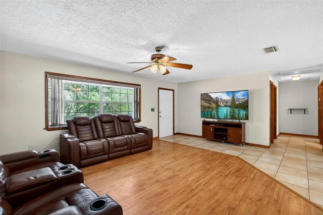 5390 EAST AVENUE, De Leon Springs, FL 32130