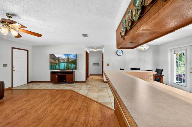 5390 EAST AVENUE, De Leon Springs, FL 32130