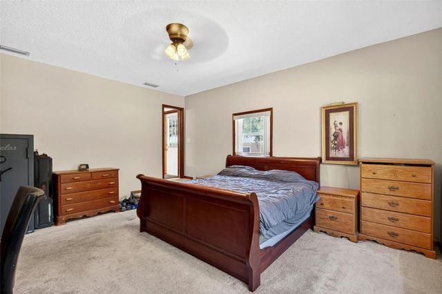 5390 EAST AVENUE, De Leon Springs, FL 32130