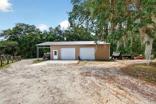 5390 EAST AVENUE, De Leon Springs, FL 32130