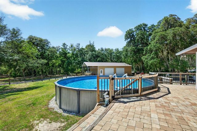 5390 EAST AVENUE, De Leon Springs, FL 32130