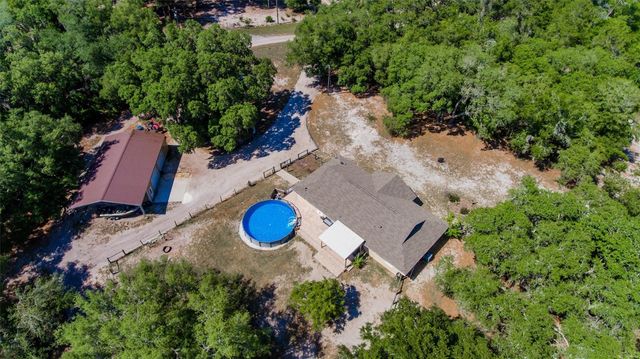 5390 EAST AVENUE, De Leon Springs, FL 32130