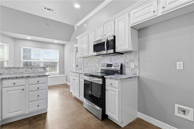 3813 SW Mason Road, Bentonville, AR 72713