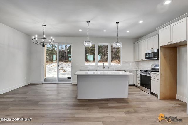 14337 W Peak Circle, Big Lake, AK 99652