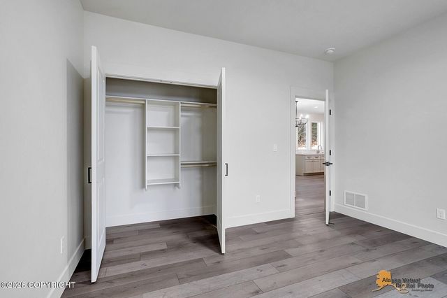 14337 W Peak Circle, Big Lake, AK 99652