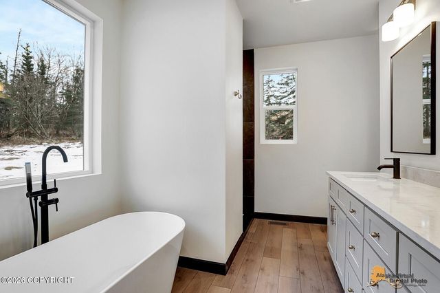 14337 W Peak Circle, Big Lake, AK 99652