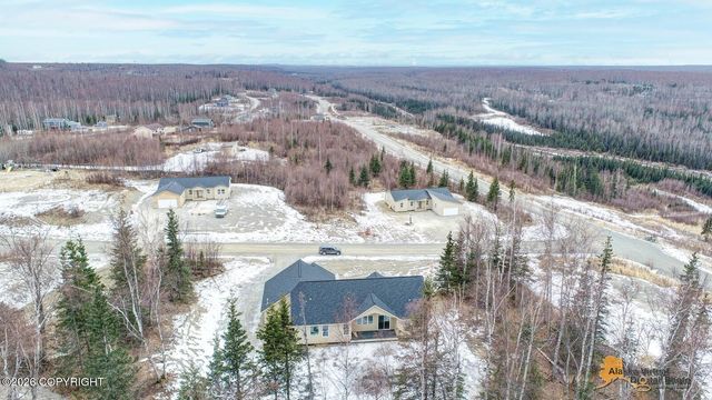 14337 W Peak Circle, Big Lake, AK 99652