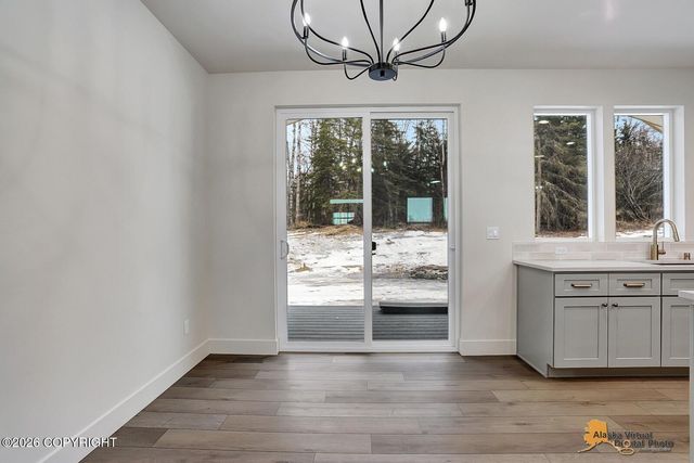 14337 W Peak Circle, Big Lake, AK 99652