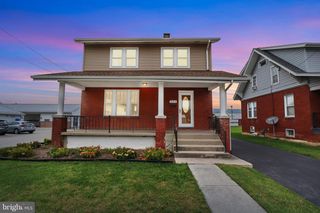 930 YORK ST, Hanover, PA 17331