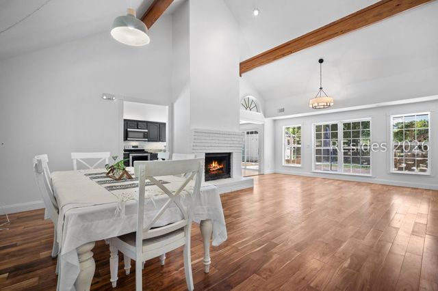 7 Windy Lake Ct, Bluffton, SC 29910